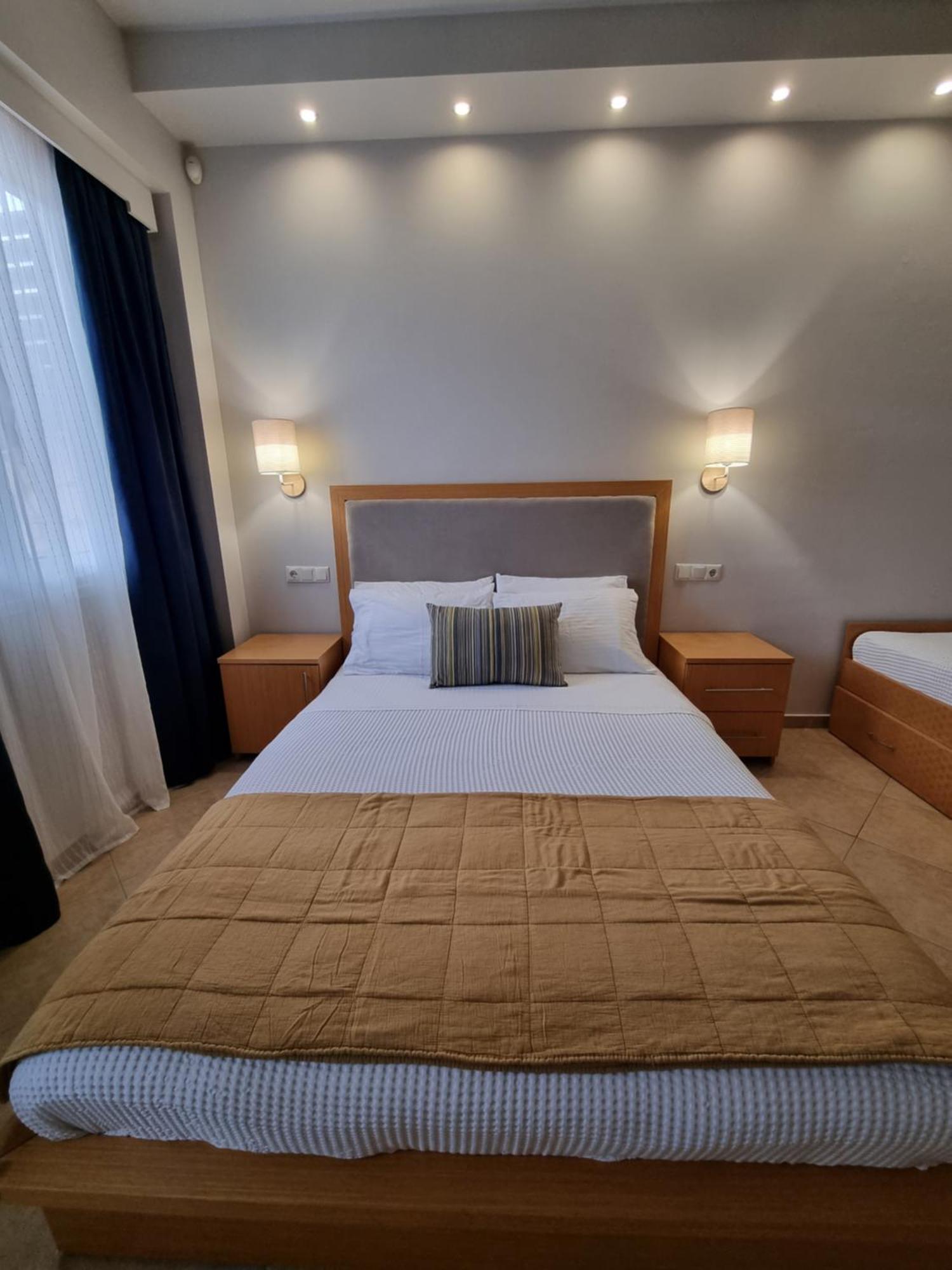 Greenhill Holiday Suites Sarti Esterno foto