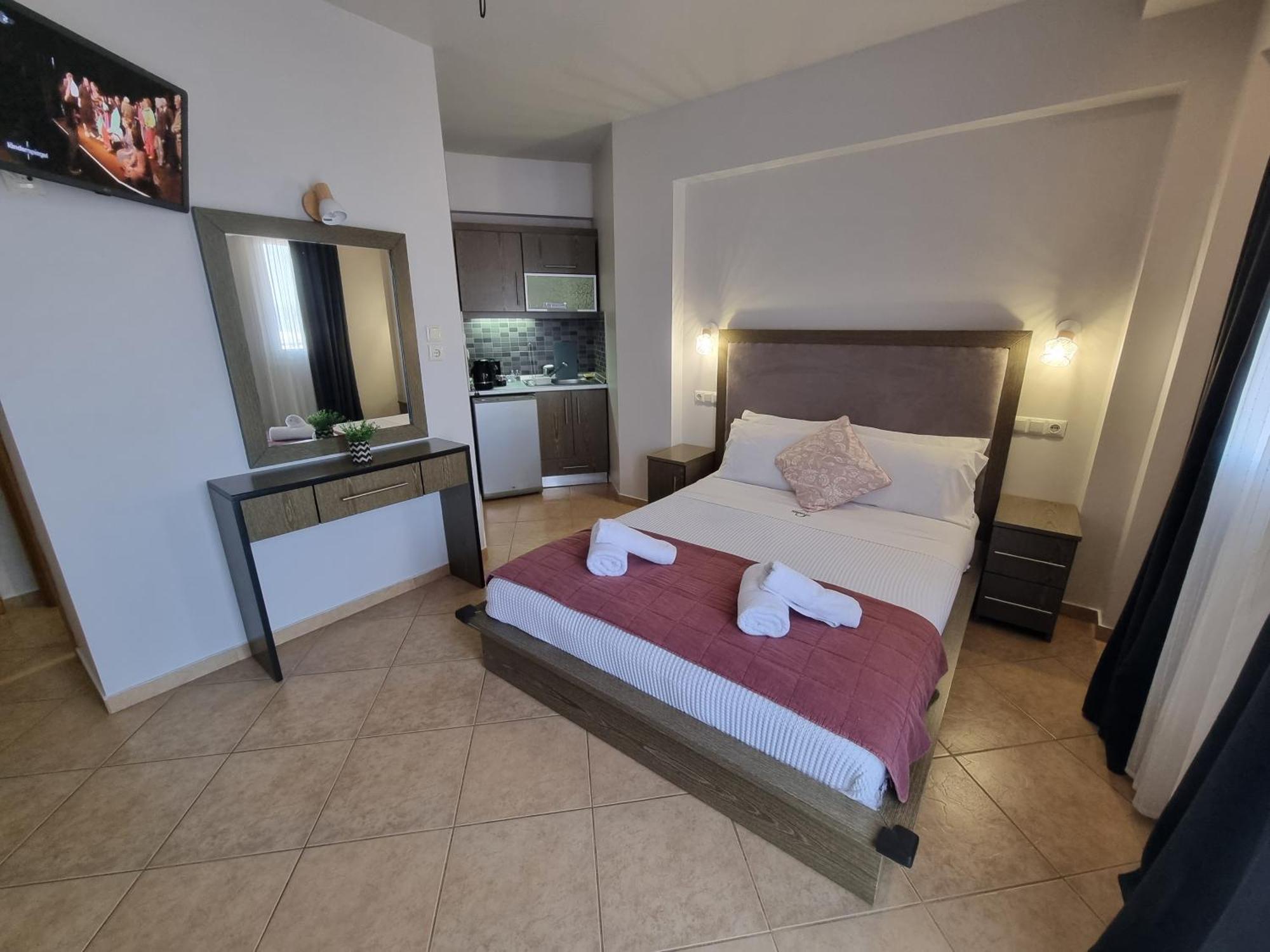Greenhill Holiday Suites Sarti Esterno foto